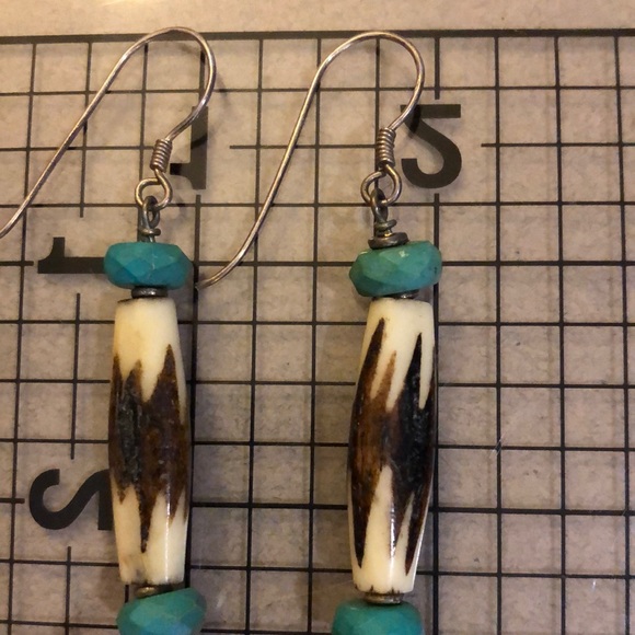 Vintage Handmade Earrings - Picture 6 of 9